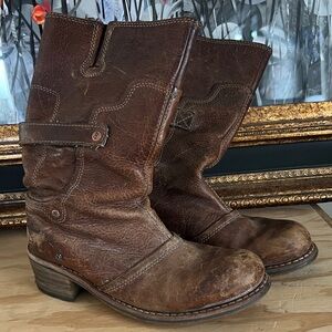 Caterpillar Brown Worn Leather Heeled Boots